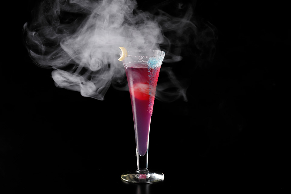 果実感たっぷり！大阪新阪急ホテルの「ハロウィンカクテル」は”Very Berry”テイスト！？nomooo ノモー