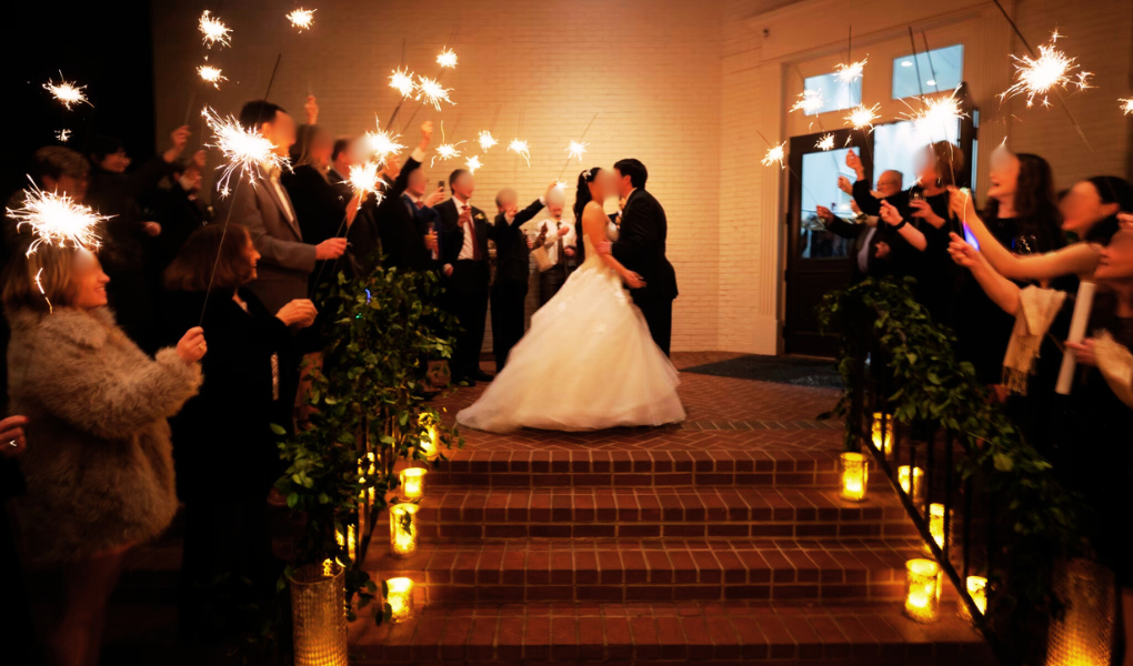 アメリカの超富裕層の令嬢が着た、豪華なウェディングドレスは？ハーパーズ バザー Harper's BAZAAR 公式