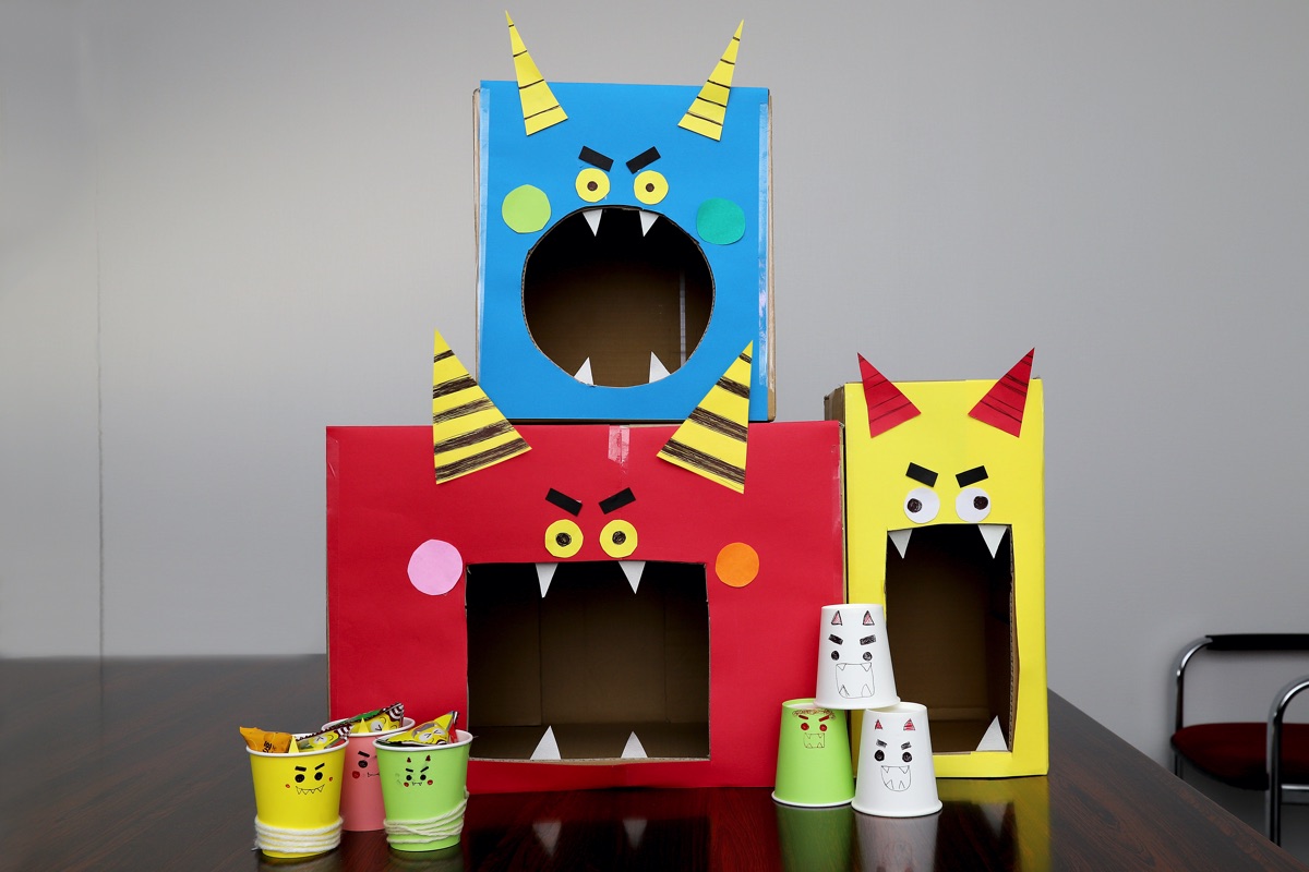 節分に！「ダンボール 鬼のお面」のご紹介HAKOBOXダンボール工作キットのハコボックス