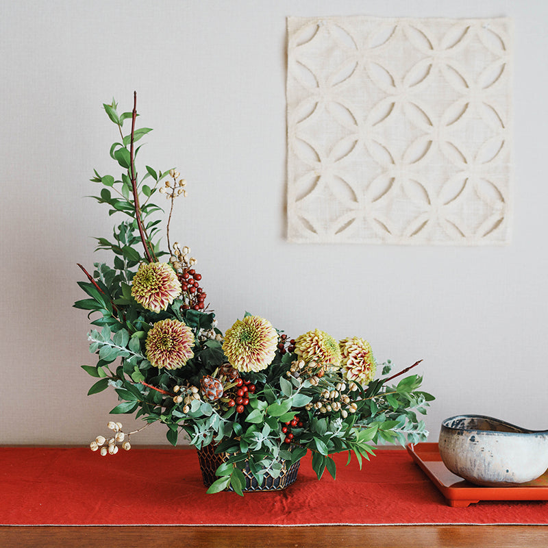 お正月アレンジメント〜蘭フラワーギフトMaryPoppins