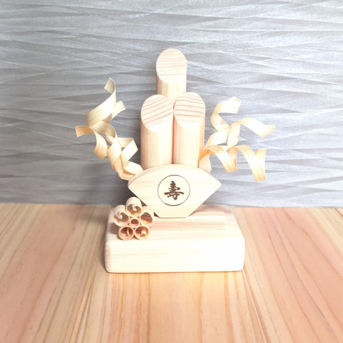 シンプルな門松のイラスト：イラスト無料