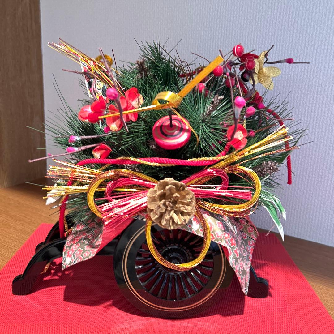 長野の花屋 ヌボー生花店事例紹介 >事例紹介 ホテルお正月ディスプレイ