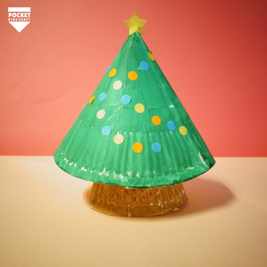 身近な材料を使って、おうちクリスマスを楽しむ工作アイディアつづる