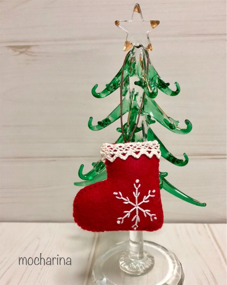 フェルトで作る簡単クリスマス・オーナメントまんまるツリー飾りの作り方 : そらぶろ