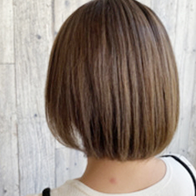 10 件の「ショートヘアアレンジ」のアイデアを今すぐ保存まとめ髪 ボブ、無造作ヘア、髪型 ボブ など