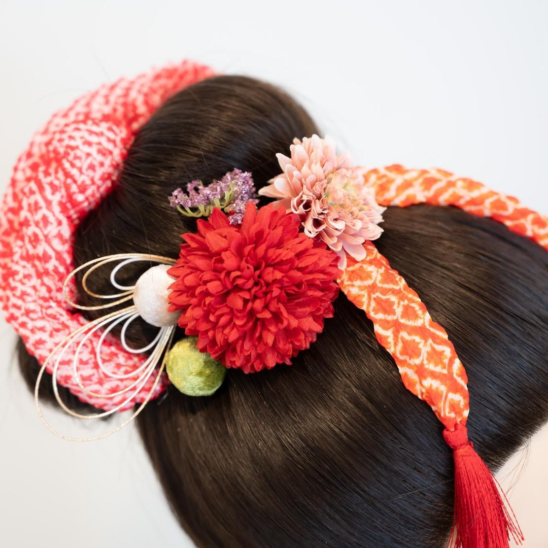 七五三3歳 7歳髪飾り黄色 グリーンE 鹿の子ちんころ赤 日本髪ヘアアレンジ 四つ身 卒業式 卒園式 ハーフ成人式 ヘッドドレス アクセサリー枯れない花 ギフトフラワー エタネラ通販 18411389Creema クリーマ