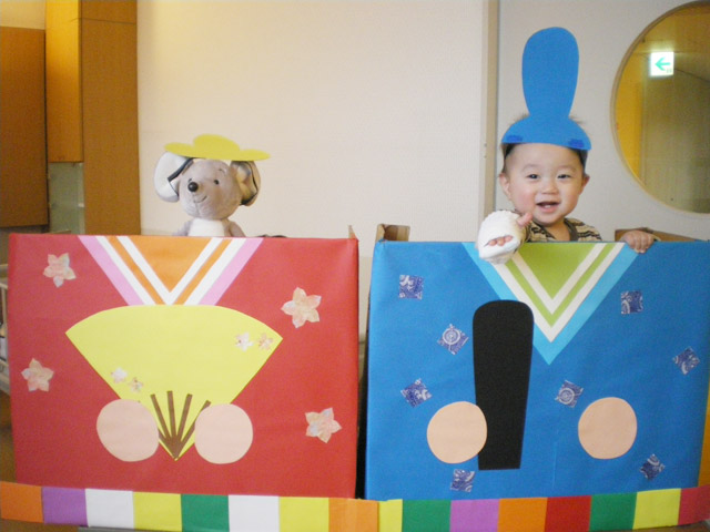 ひな祭りの保育 由来や出し物・製作アイデアまでたっぷり紹介！保育士ワーカ