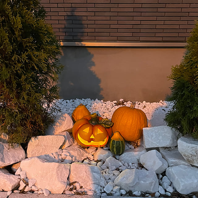 ハロウィンの庭の飾り付け例８選！海外のアイディアデコレーション集☆携帯知恵袋