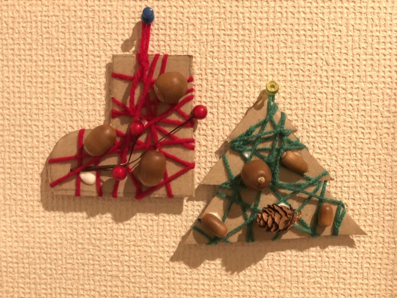 どんぐり工作 クリスマスツリーのオーナメントを手作り！ ペイント案も紹介 - ハピキャンキャンプ・アウトドア情報メディア