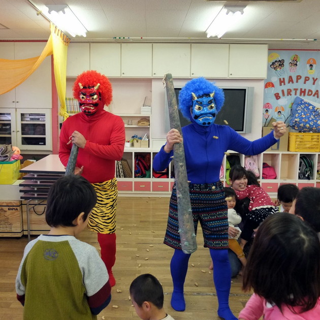 Amazon.co.jp: 鬼面付き 節分豆 40g×1袋 節分 大豆 節分まめ 豆まき 鬼面 お面 鬼のお面 鬼 まめまき お菓子 個包装 :食品・飲料・お酒