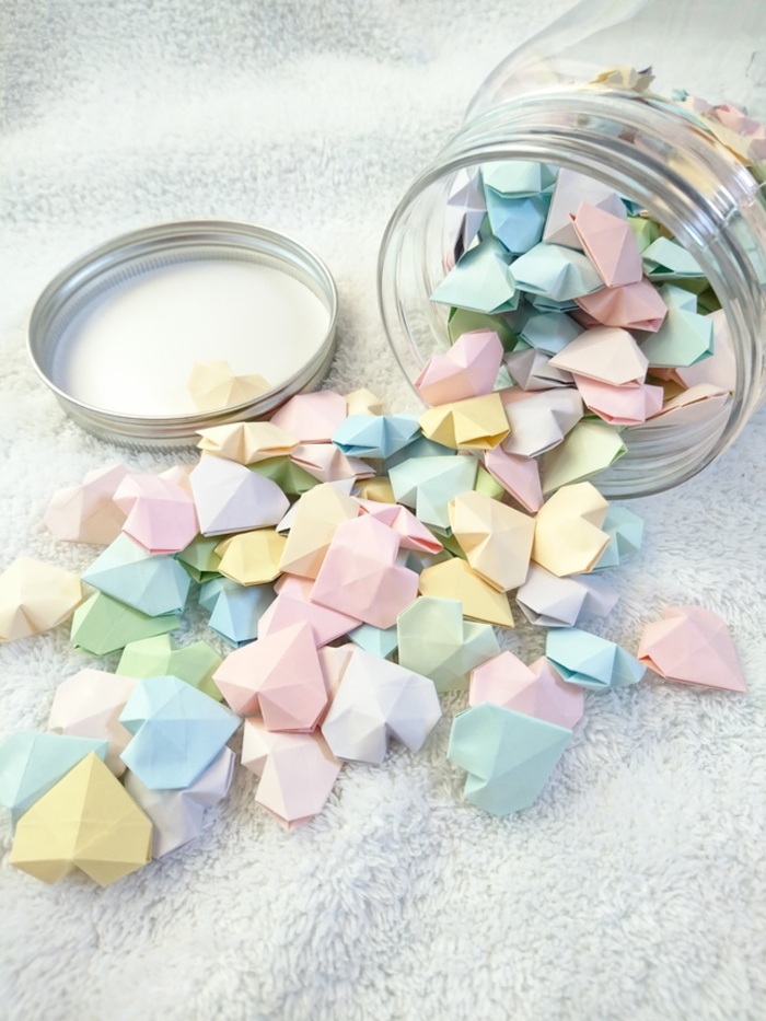 昔懐かしい「折り紙」がお部屋のデコレーションに＊立体「折り紙」の折り方キナリノ