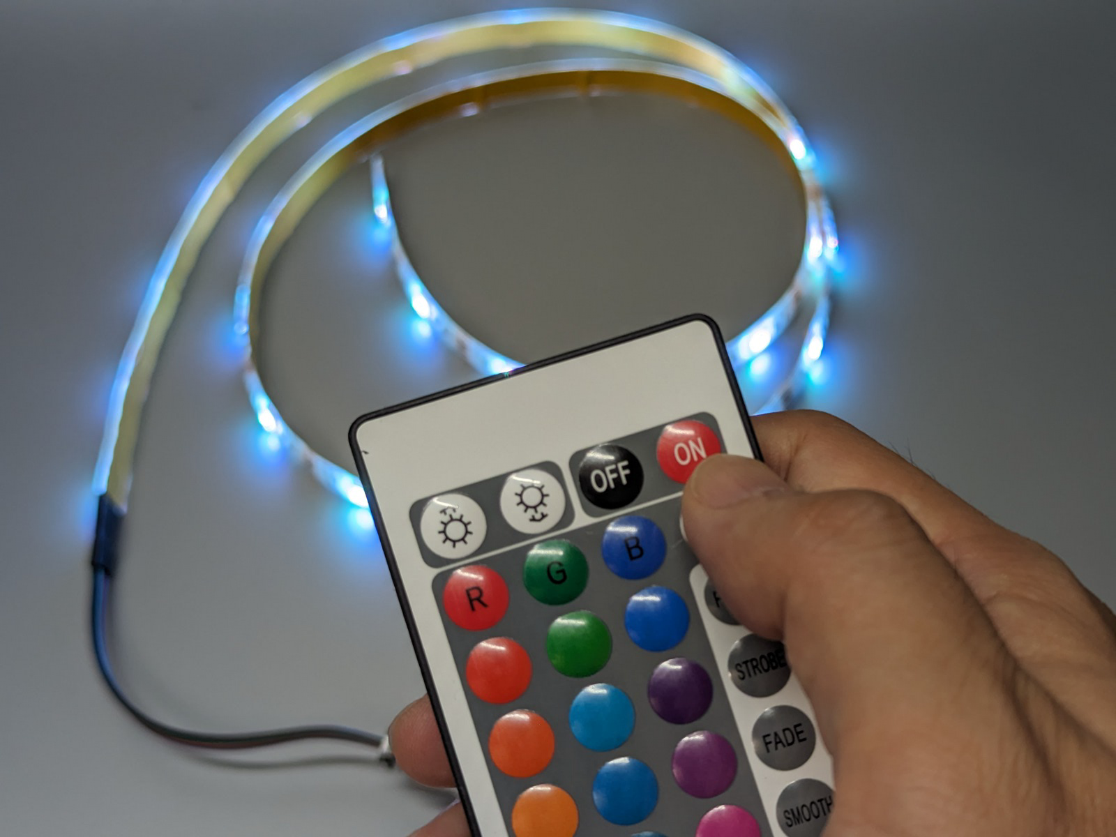 ダイソーセリアのおしゃれライト特集部屋に灯す明かりはどれ