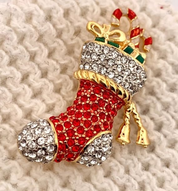 楽天市場 オーストリアスワロフスキー クリスマス ツリー ブローチ スターオーナメント☆ギフトポーチ付き☆ : Aquarius