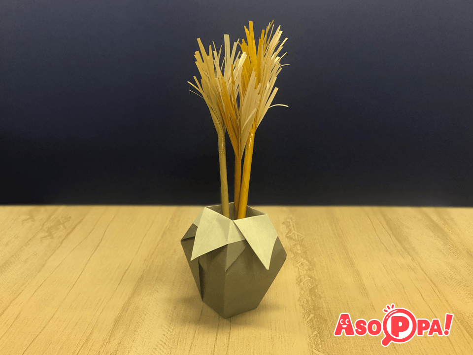 子供と一緒に作りたい！簡単にできる折り紙でお月見飾り うさぎと月 ニフティ不動産