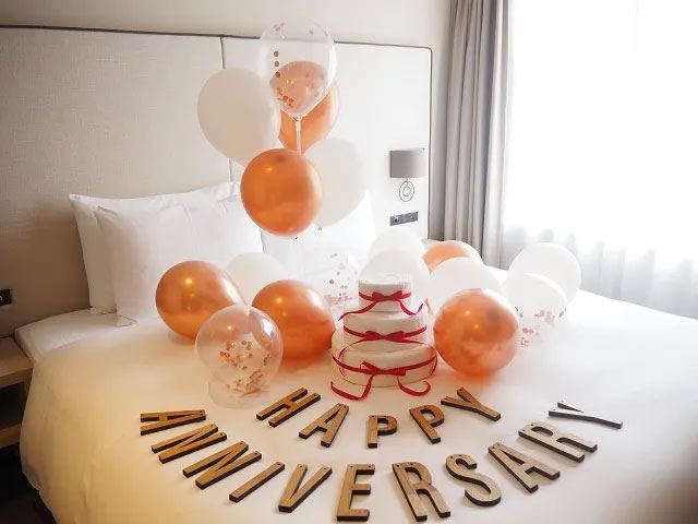 誕生日の飾り付けに！風船・バルーンの基礎知識と使い方 失敗しやすい膨らませかたや浮かべる方法も - 誕生日飾りの宅パリ