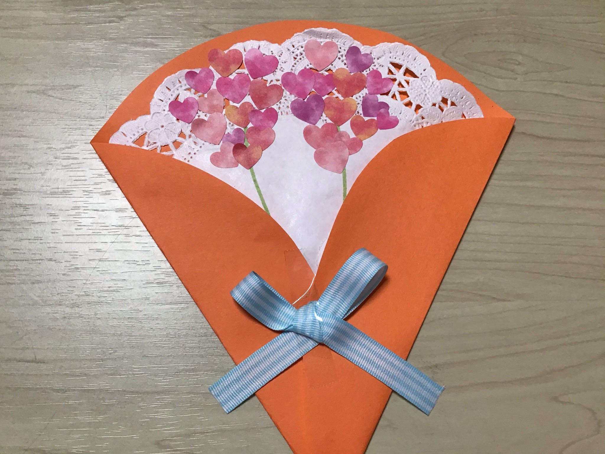 みんなの母の日プレゼントアイデア集＜乳児さん編＞〜贈りものにうれしい製作遊び〜保育と遊びのプラットフォーム ほいくる