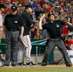 ブルース・ボウチー - SearchX