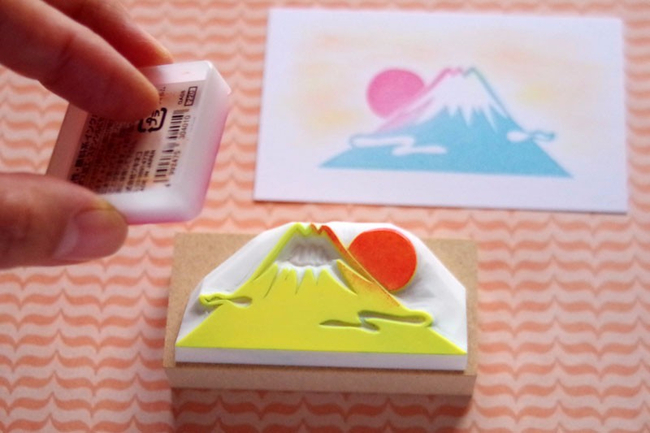 年賀状 デザイン 2025年 巳年 年賀状用テンプレート 巳手書き和風筆イラスト入り271882920- イメージマート