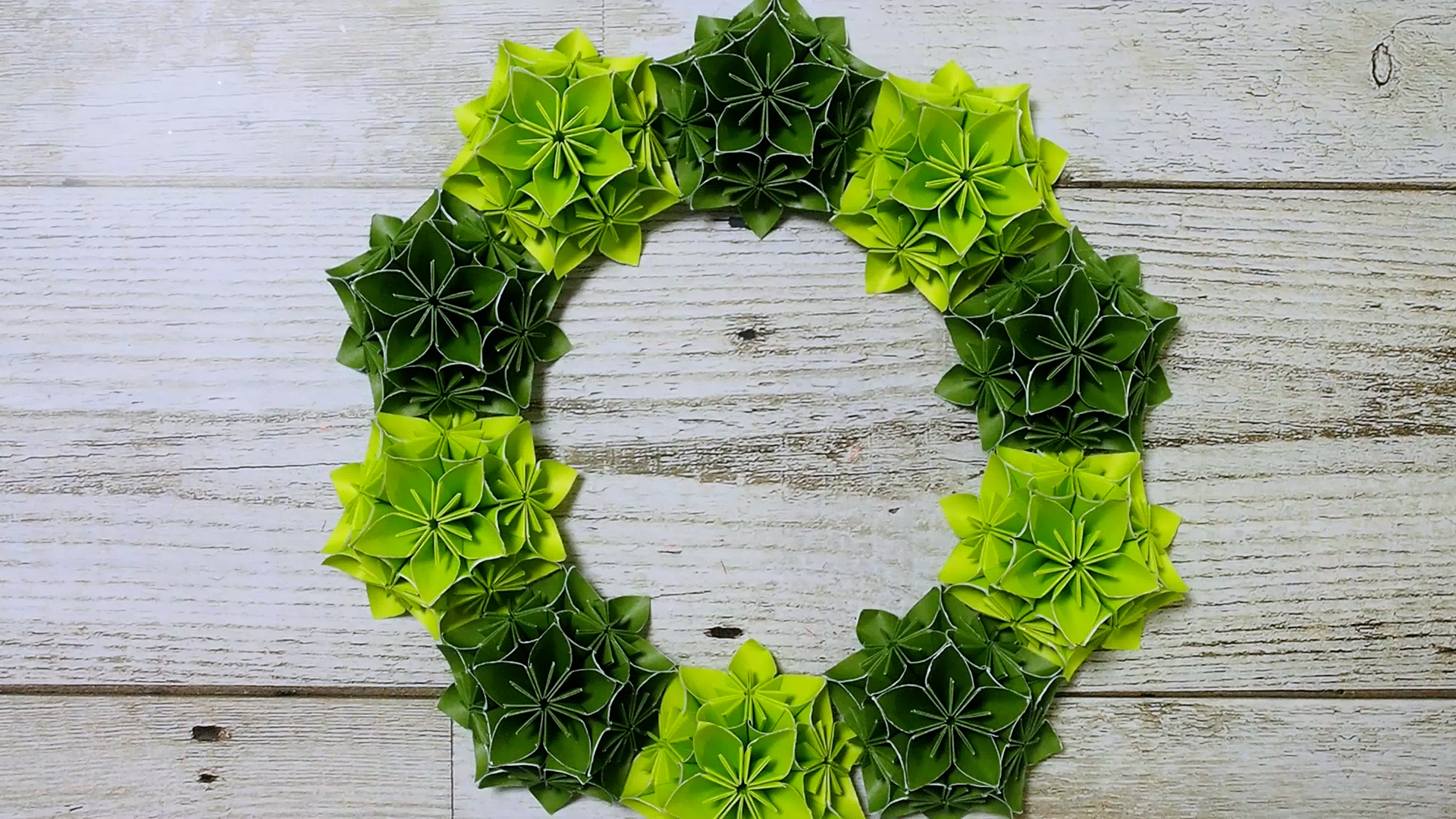 クリスマス＆ハロウィン折り紙飾り簡単なリースの折り方ーChristmas&Halloween Wreath