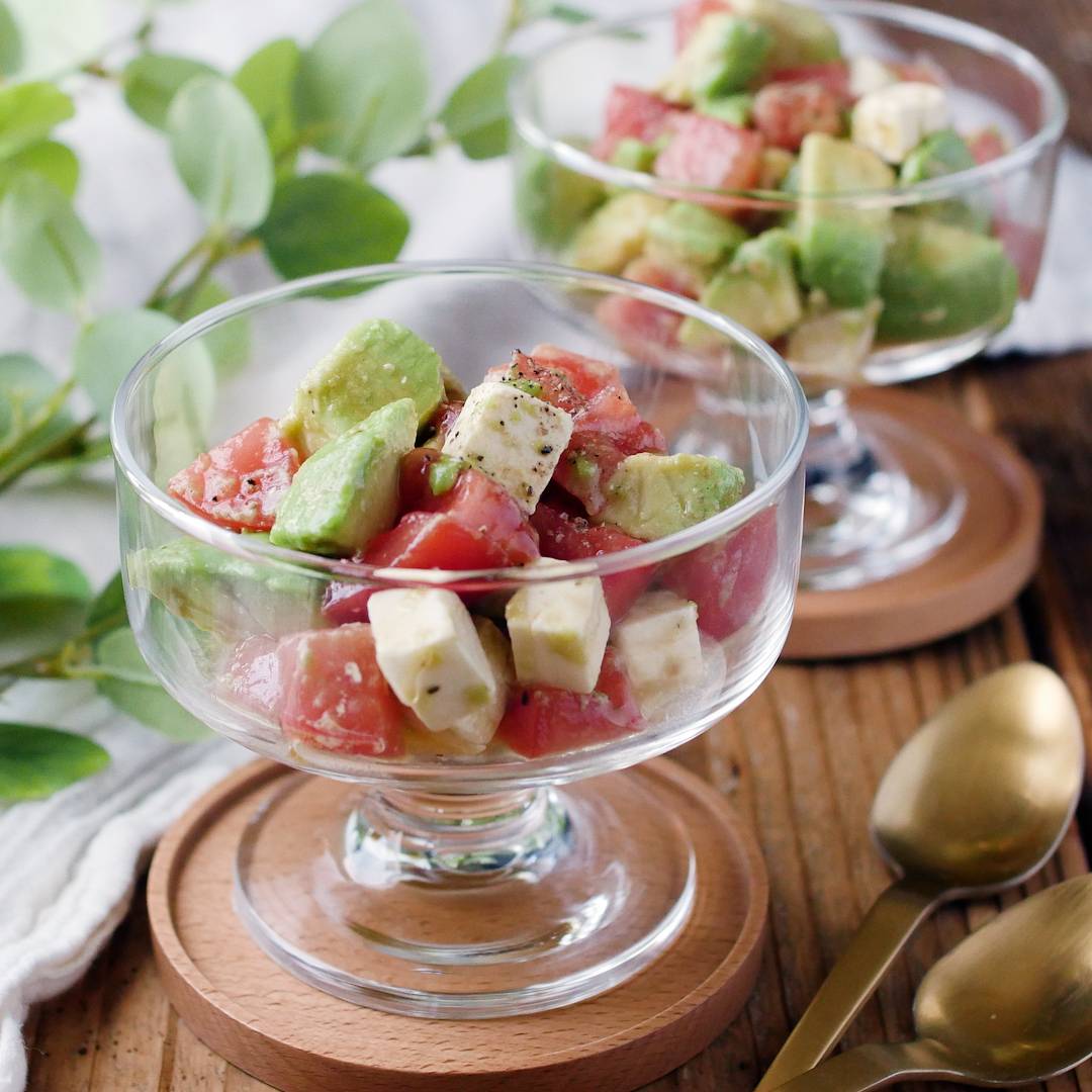 パーティー料理 １時間半でできる夏のおもてなし料理 簡単レシピ 持ち寄りレシピ ホームパーティー オーブン焼 カルパッチョ マリネ サラダ おつまみ ワイン 夏野菜 エシレ パーティー料理