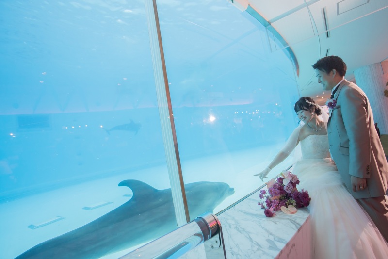 福岡の水族館マリンワールドでフォトウェディングリトルマーメイド気分で結婚式の前撮りを