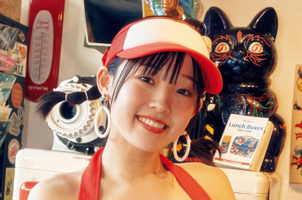 1000年に1度のロリ巨乳”花咲ひより 1st写真集『Metamorphose』が4月13日 火 発売＆記念イベントも開催決定！2021年4月8日- エキサイトニュース