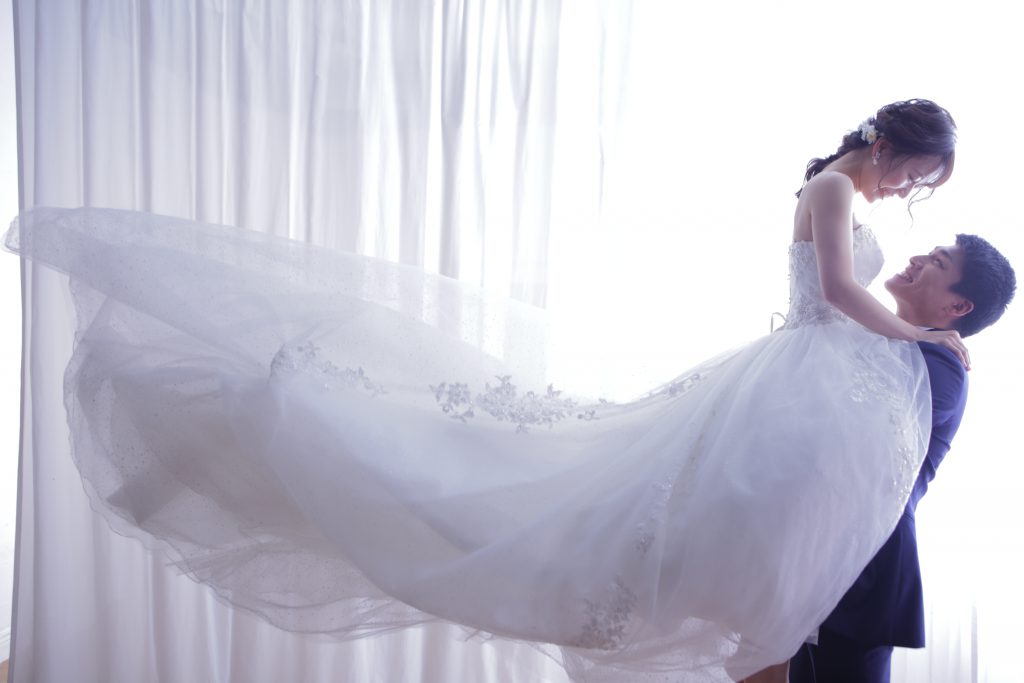 憧れのお姫様抱っこウェディングフォトを大成功させよう！結婚写真・フォトウェディング徳島