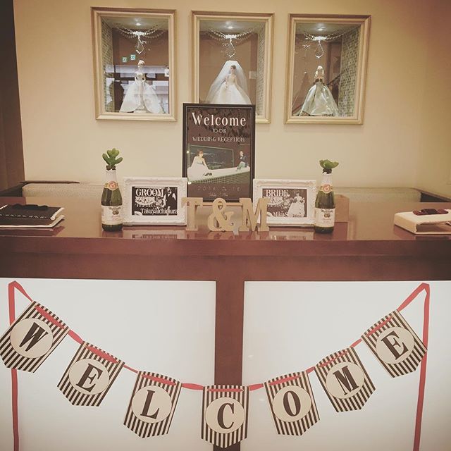 今さら聞けない！“受付グッズ”ってなに？ウェルカムスペースとの違いも解説 - おしゃれな結婚式を綴るコラム ファルベ