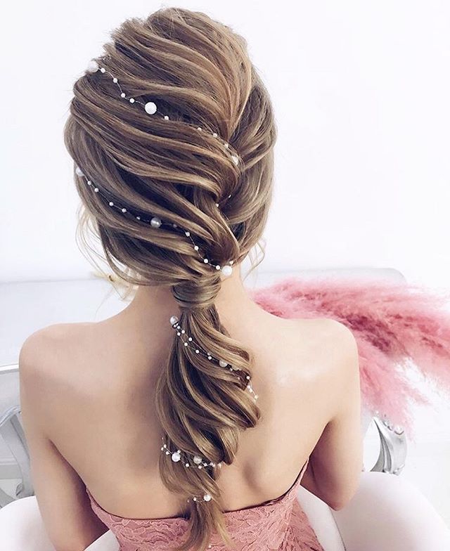 ローポニーテールのヘアアレンジ10選♡おしゃれ花嫁になれると大人気 今週のスタスナ omotte magazine fromANNIVERSAIRE記念日にまつわるマガジン