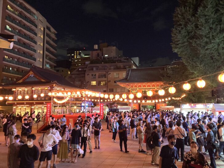 2019年8月8日～11日、神田明神で、「神田明神納涼祭り」とコラボし、“庶民派食フェス”「絶品グルメ☆豊穣祈願祭＠神田明神納涼祭り」を開催。 -絶品グルメ屋台の会のプレスリリース