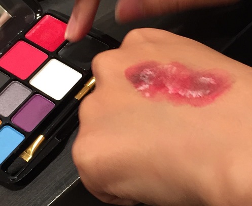 ハロウィンメイクのやり方！簡単かわいい目元＆ガチな傷口風メイクの方法もLIPS