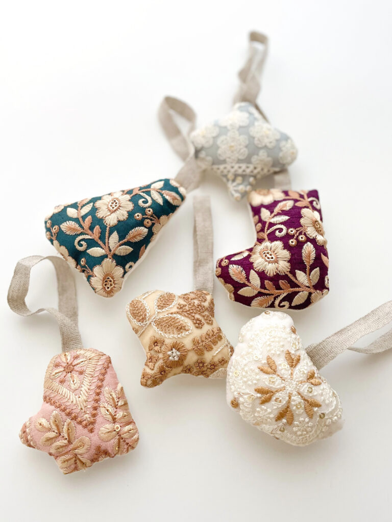 ハンドメイドで彩るツリー・フェルトのクリスマスオーナメント10個の作り方mocharina＊布あそび