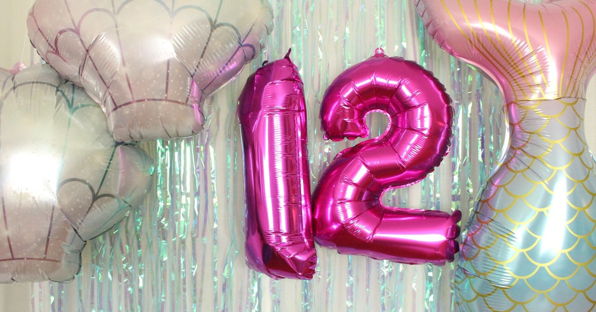 ホイルカーテン 誕生日 飾り デコレーション フリンジカーテン パーティー イベント 背景 バックドロップ フォトブース バレンタイン 装飾100日祝 regalo