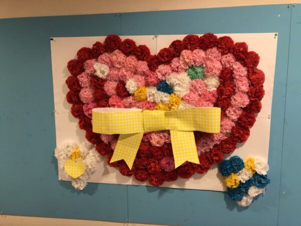 バレンタイン 壁面飾り 2月 保育園 幼稚園 施設 くまさん テディベア 画用紙 ハンドメイド ハート ピンク 型紙 お休み中anmi 通販15095507Creema クリーマ