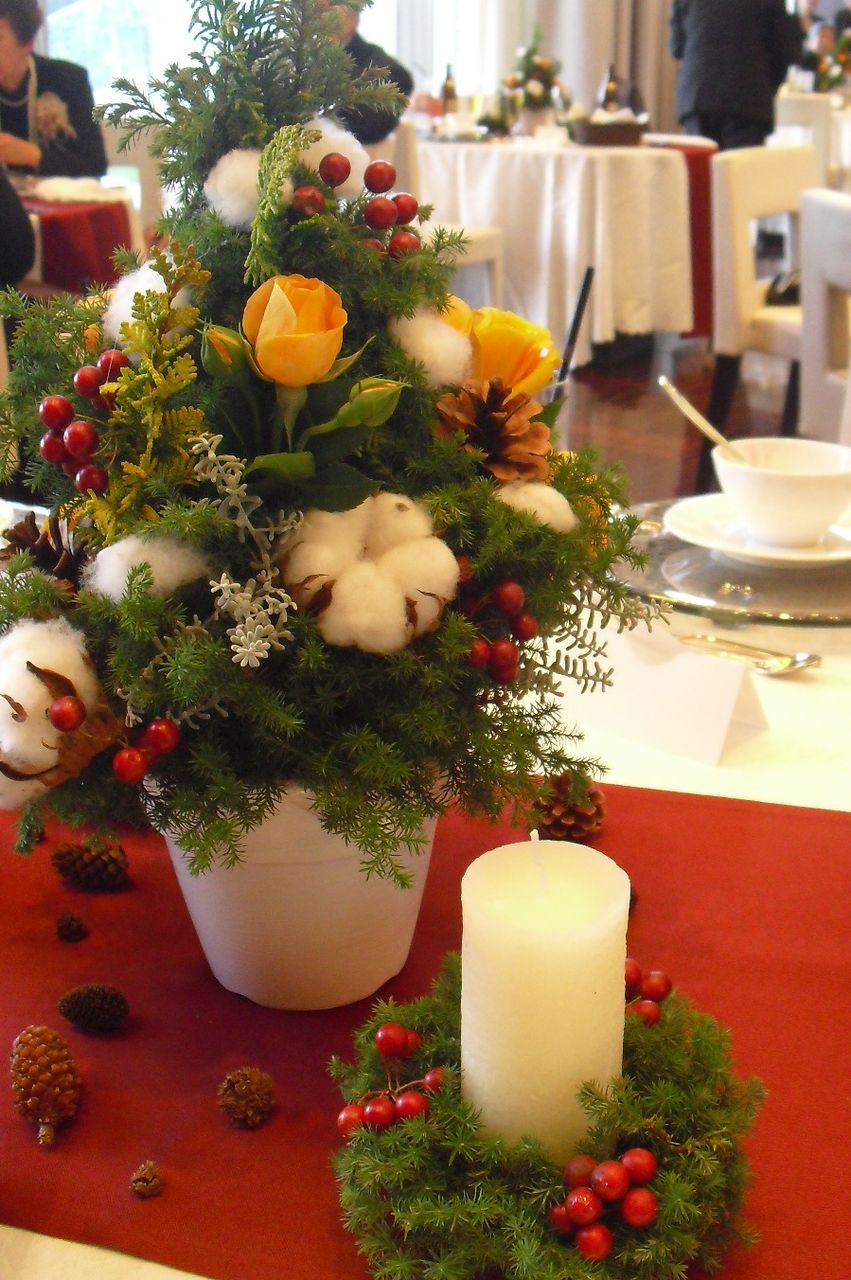 クリスマスウェディングのデコレーションアイデア！ガーランドフェア 横浜＆ハワイでオリジナルウェディング・結婚式・パーティプロデュース