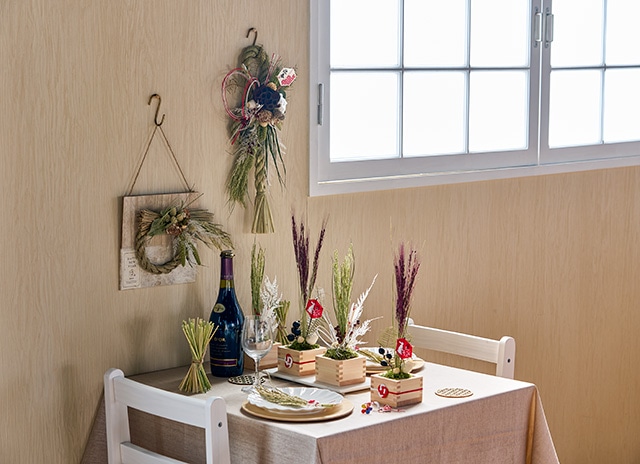 お正月テーブルコーディネート2023 - おうちの食卓をもっとおしゃれに！実例で紹介♪ホームパーティーや映えるアイディア M苦楽園の テーブルコーディネート