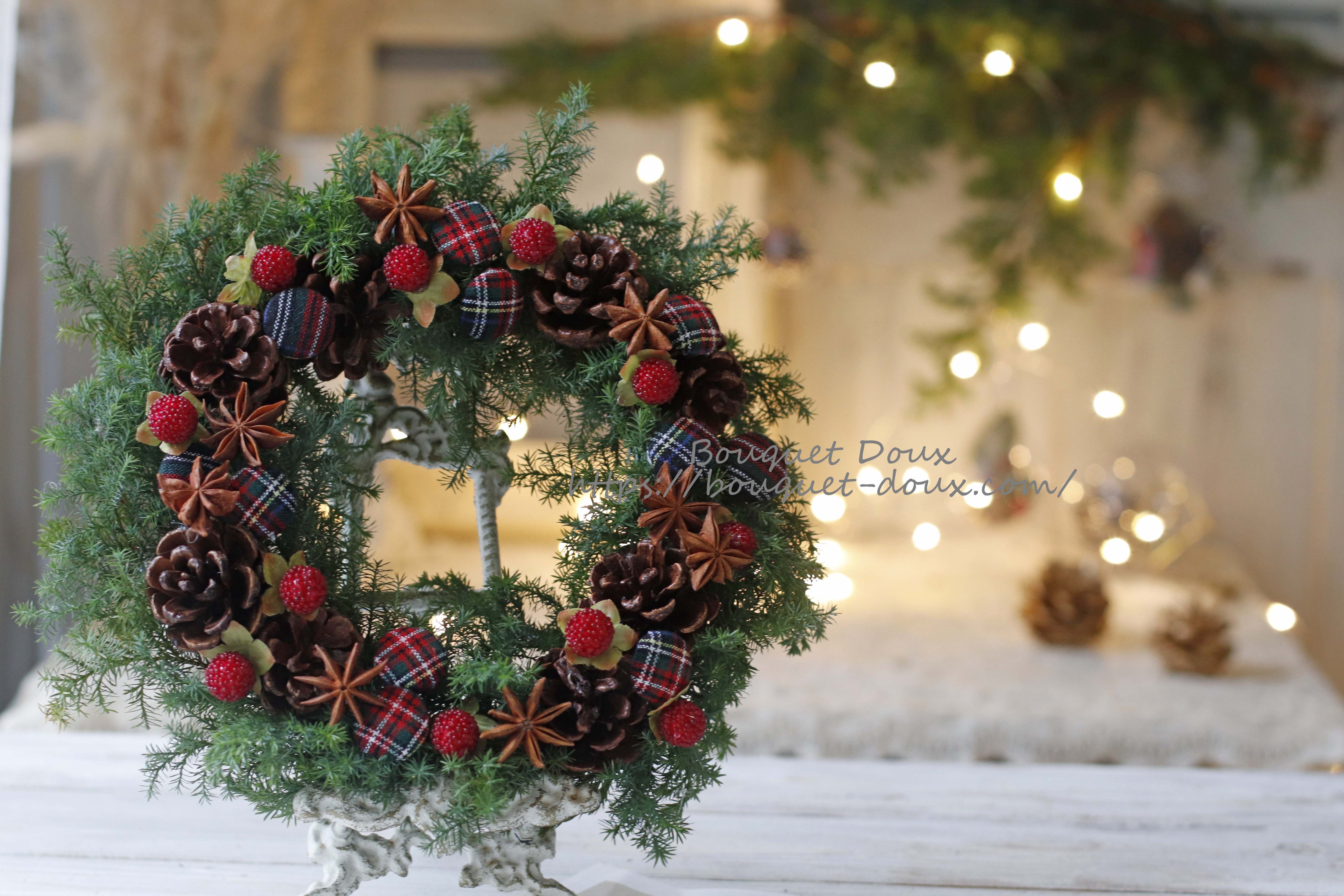 100均の材料で☆クリスマスリース＊の作り方 手順7その他アート・写真 アトリエハンドメイドレシピ 作り方 と手作り情報サイト