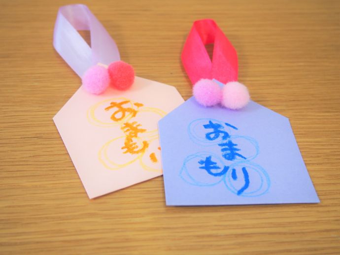 勤労感謝の日にピッタリ！ おすすめのプレゼント製作3選保育士を応援する情報サイト 保育と暮らしをすこやかに ほいくらし