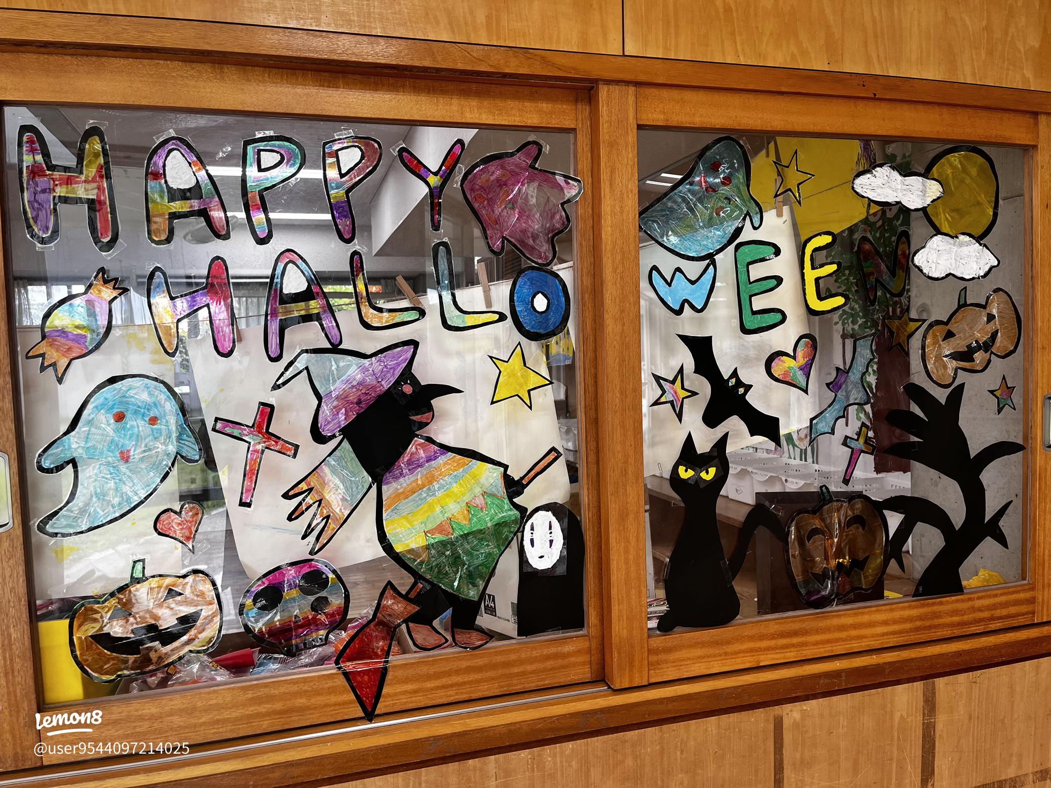 ハロウィンのおしゃれな壁面飾り 簡単な手作り飾りやウォールステッカーもイエコレクション iecolleインテリア、雑貨情報が満載のWEBメディア