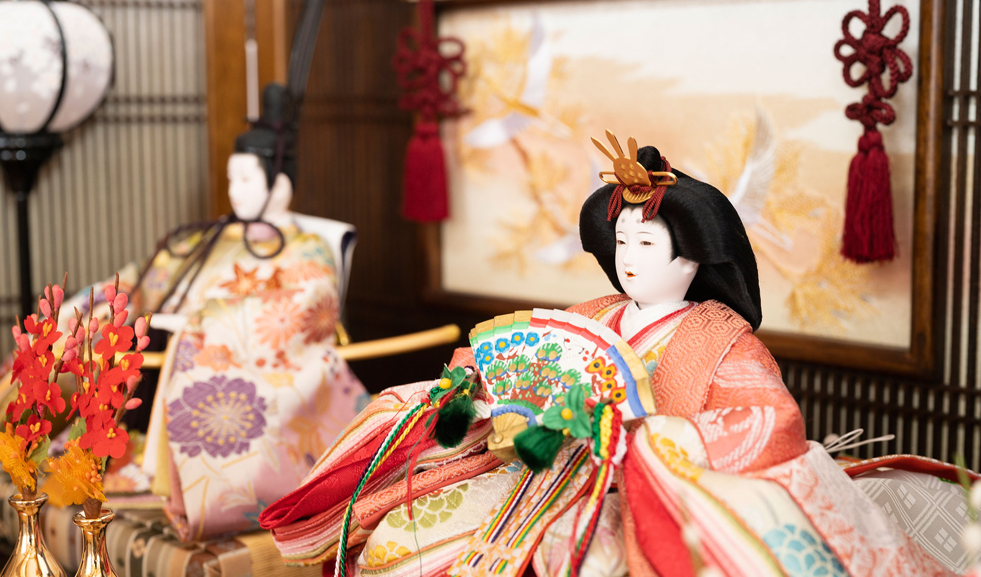 お子様の健やかな成長を願う秀月オリジナルの上品に美しいお雛様人形の秀月 雛人形、五月人形、鎧・兜の製造卸元