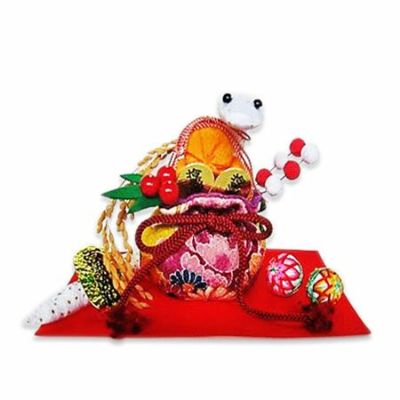 干支のヘビ編みぐるみを作成する方法