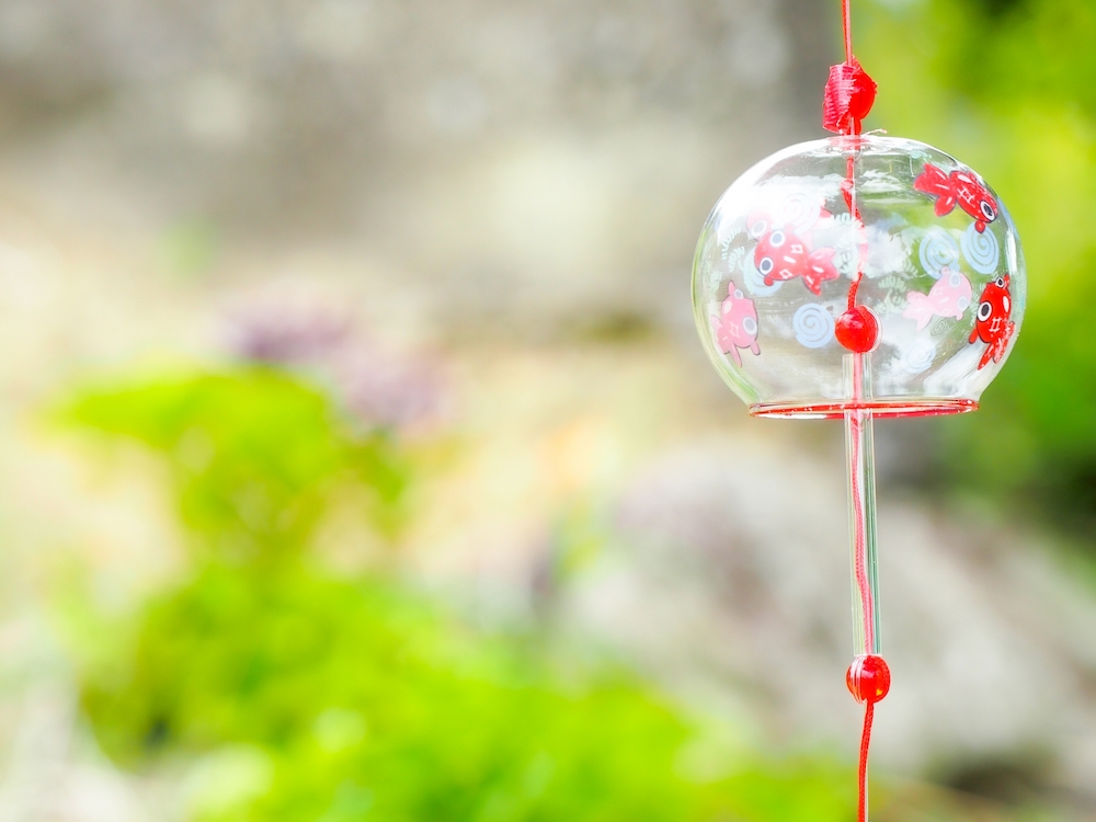 暑中見舞いはいつまでに出す？お中元との違いや正しい書き方を例文つきで解説 - CANVAS若手社会人の『悩み』と『疑問』に答えるポータルサイト