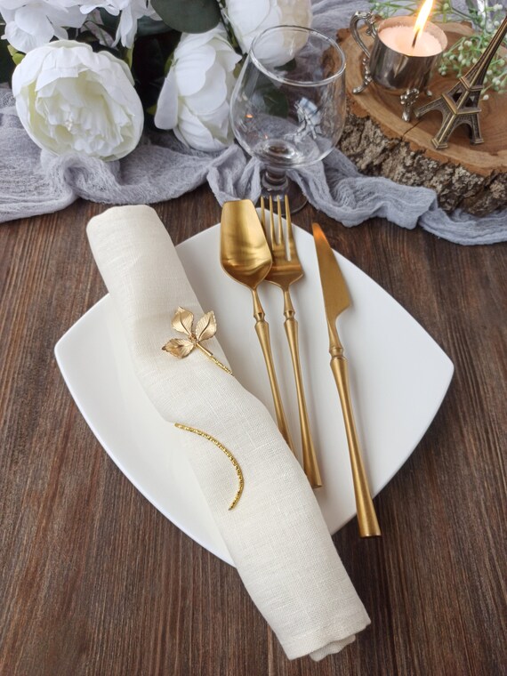 知らないと恥ずかしい結婚式マナーナプキン編