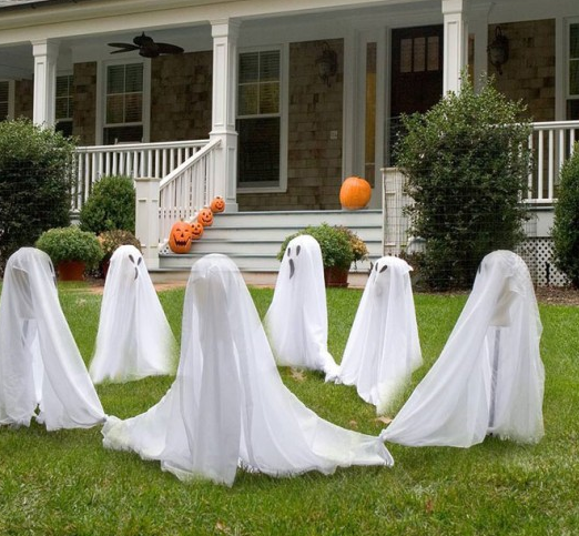 ハロウィンの飾り方実例まとめ 庭と玄関アウトドアInterior Design Box 海外の使えるインテリア術