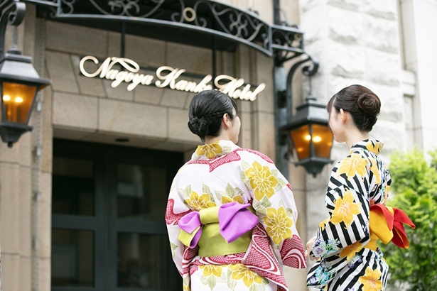 旅館・ホテル浴衣日本製ダイワ吉原柄白地に紺