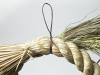 クリスマスが終わったらお正月の準備、手作りのしめ飾りを飾り、門扉から新年の門出を迎えませんか？ウチソトスタイル