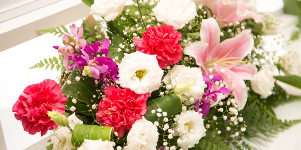 供花グレートFLABELの花祭壇