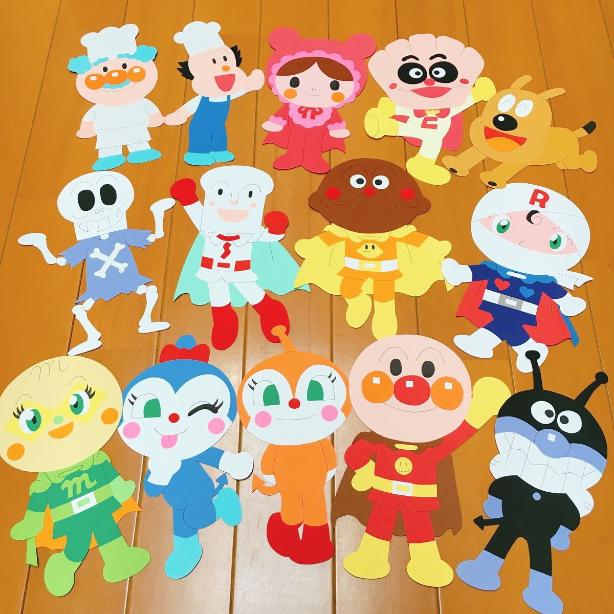 送料込み♡受注制作 壁面＊壁面飾り＊誕生表＊お誕生日＊お誕生日表＊お誕生表＊保育園＊幼稚園＊保育 その他素材 hashibami 通販7009779Creema クリーマ