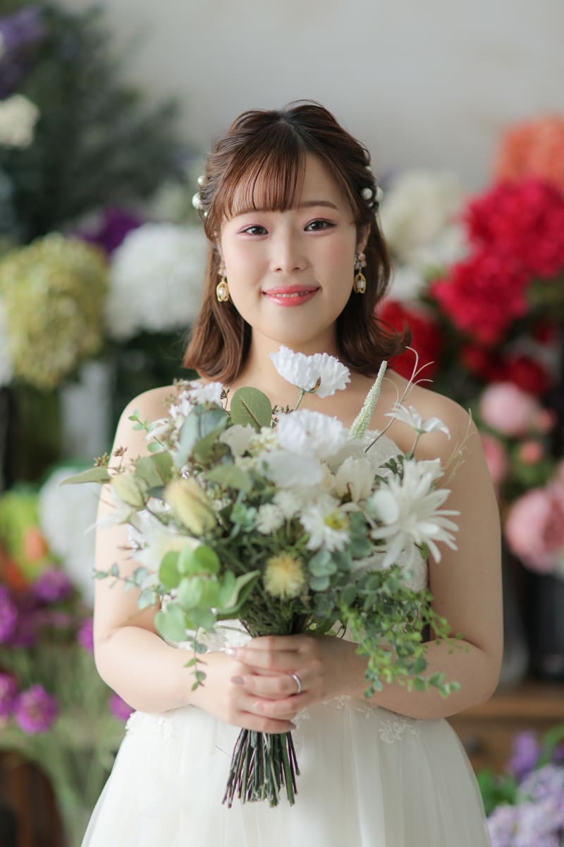 ねじねじ×ハーフツイン×リボン参列ヘア お呼ばれヘア 結婚式：L183211800サクララ Sakurala のヘアスタイルホットペッパービューティ