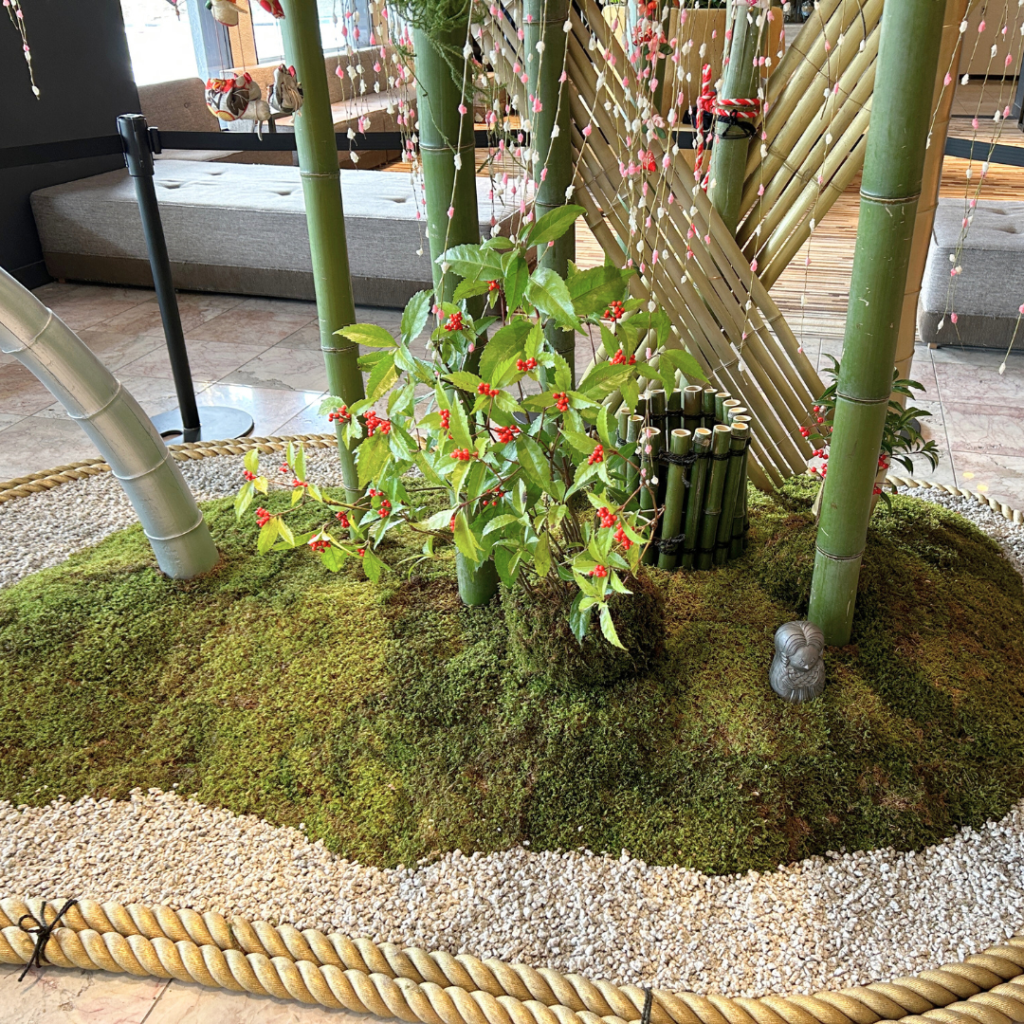 楽天市場5%OFFクーポン有り！10月10日 金 まで天然竹使用 彩竹門松 高さ120cm 1台送料無料 門松 正月 飾り 玄関 竹 造花正月飾り 販売 : ストア・エキスプレス 楽天市場店